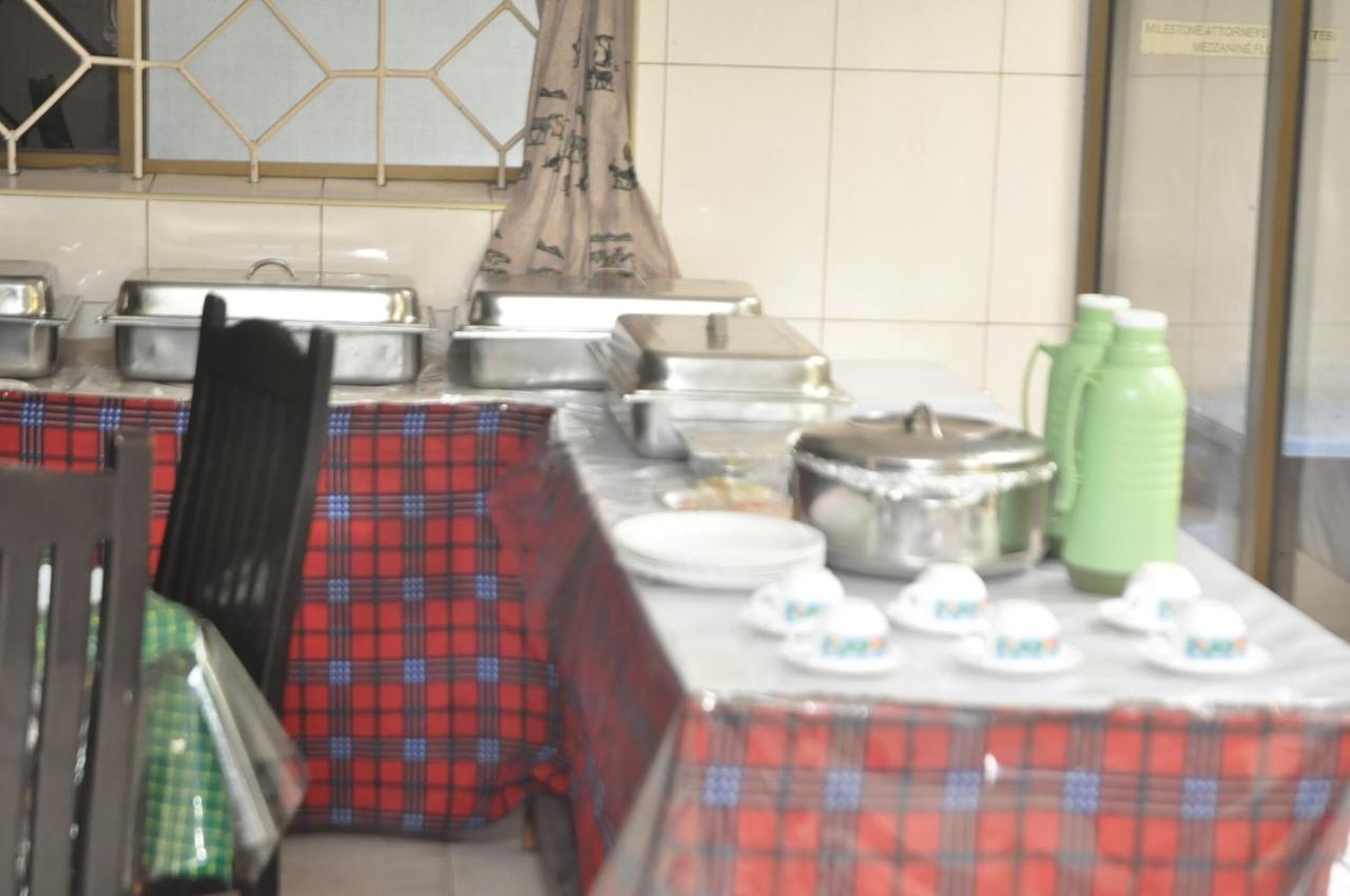 Hotel Ideal ダル・エス・サラーム エクステリア 写真